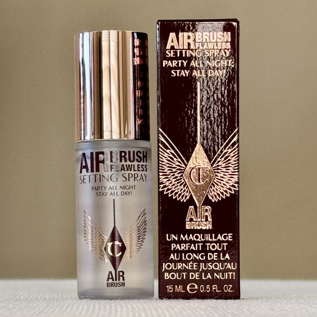 CHARLOTTE TILBURY air brush flawless setting spray