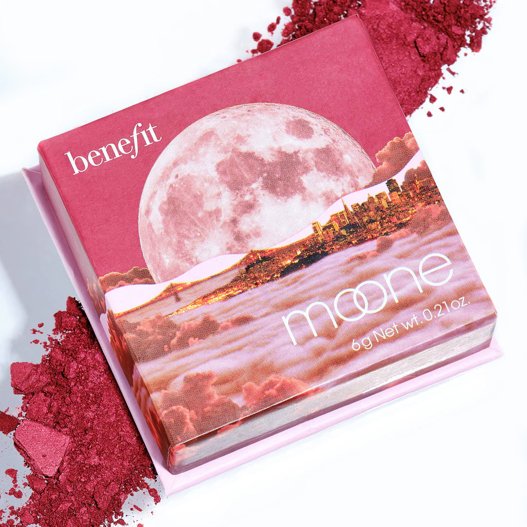 BENEFIT MOONE