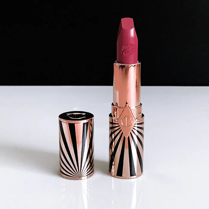CHARLOTTE TILBURY HOT LIPSTICK