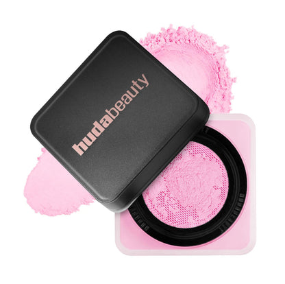 HUDA BEAUTY EASY BAKE