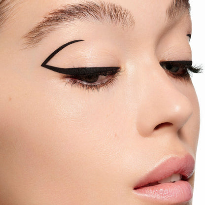 GUERLAIN EYE LINER GRAPHIC