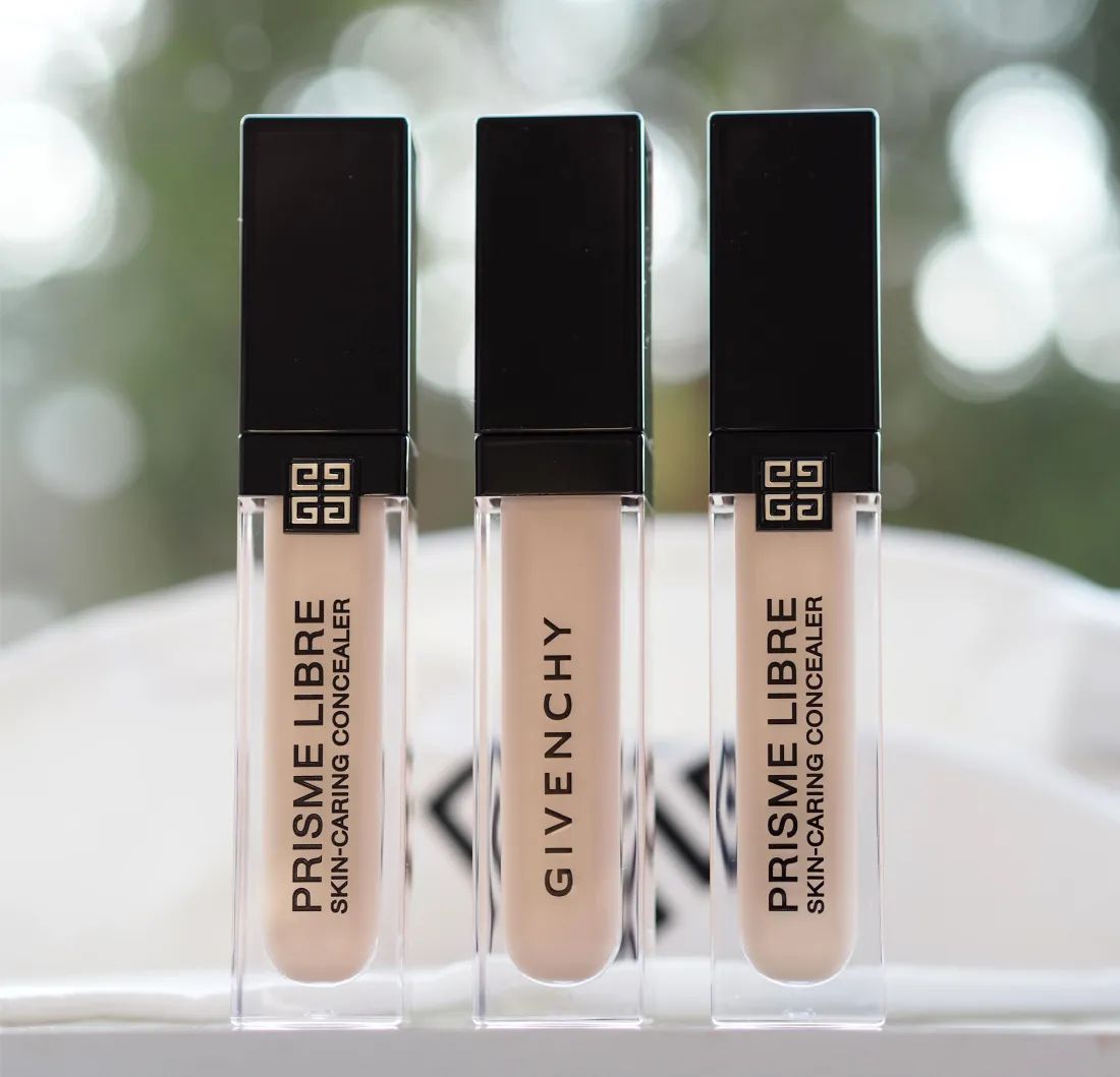 GIVENCHY SKIN CARING CORRETTORE