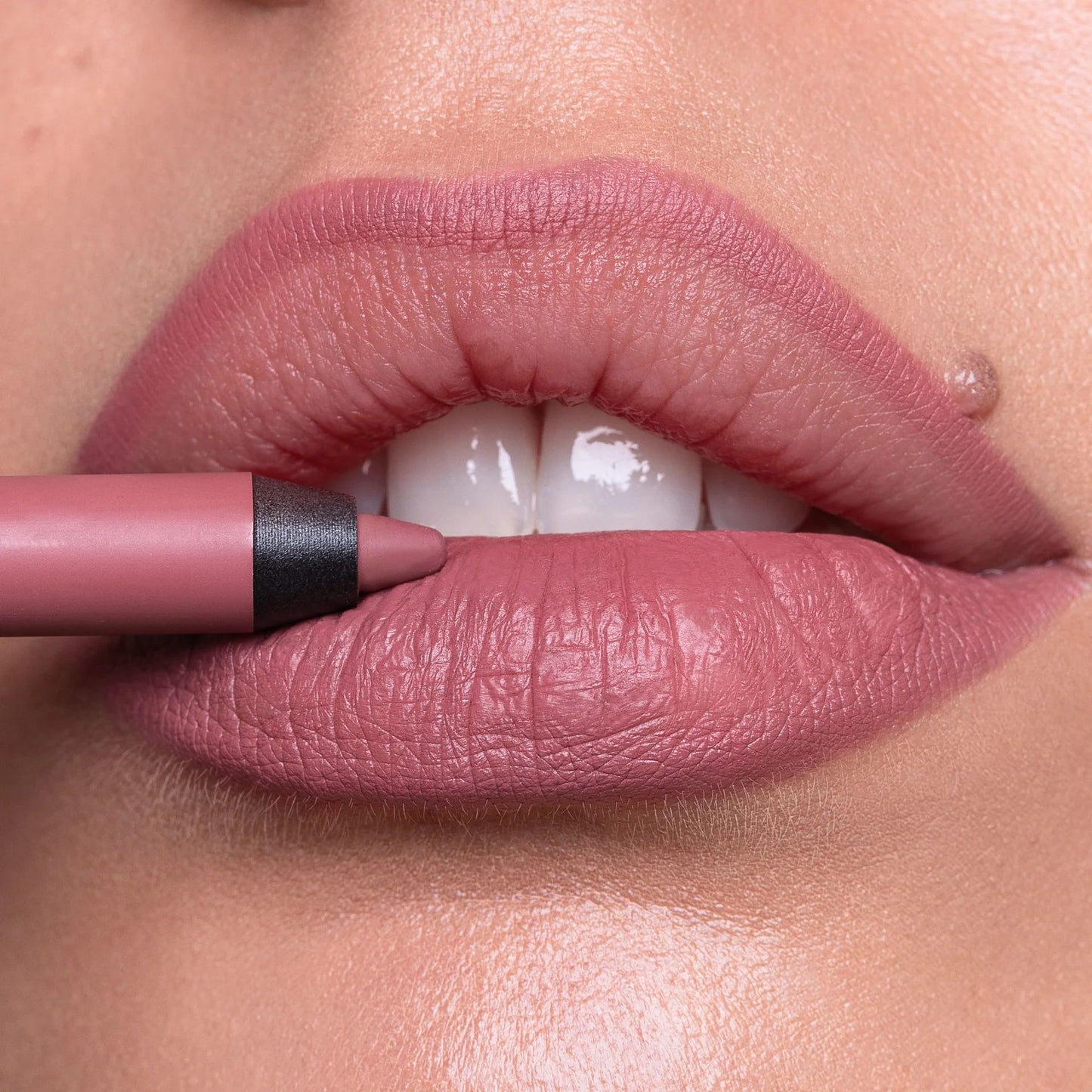 NABLA CLOSE UP LIP SHAPER